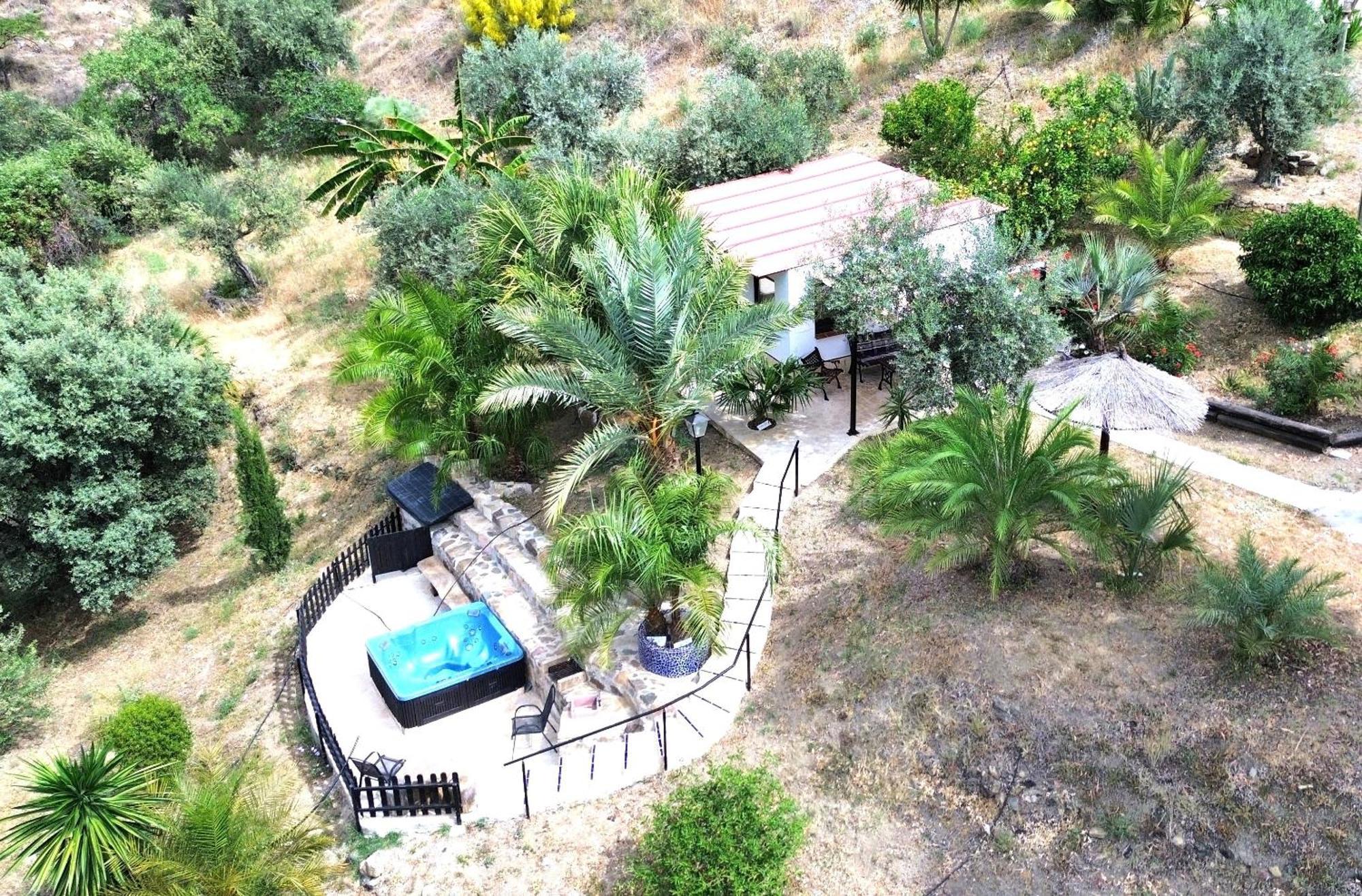 Private Detached Chalet With Own Jacuzzi Mi Dushi Tolox Exterior photo